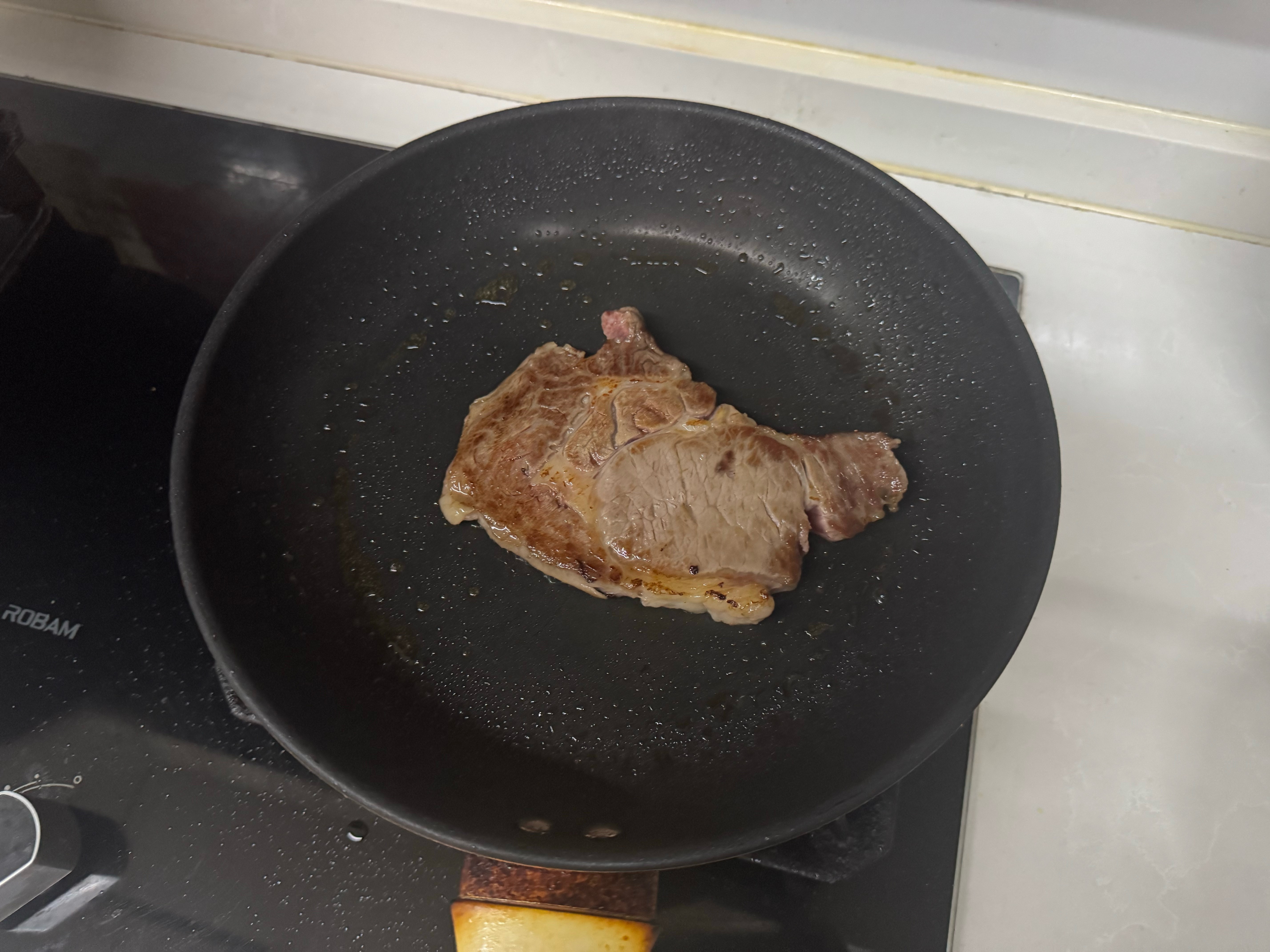 自己搞个高蛋白晚饭吧。啦啦啦[春游家族][春游家族] ​​​