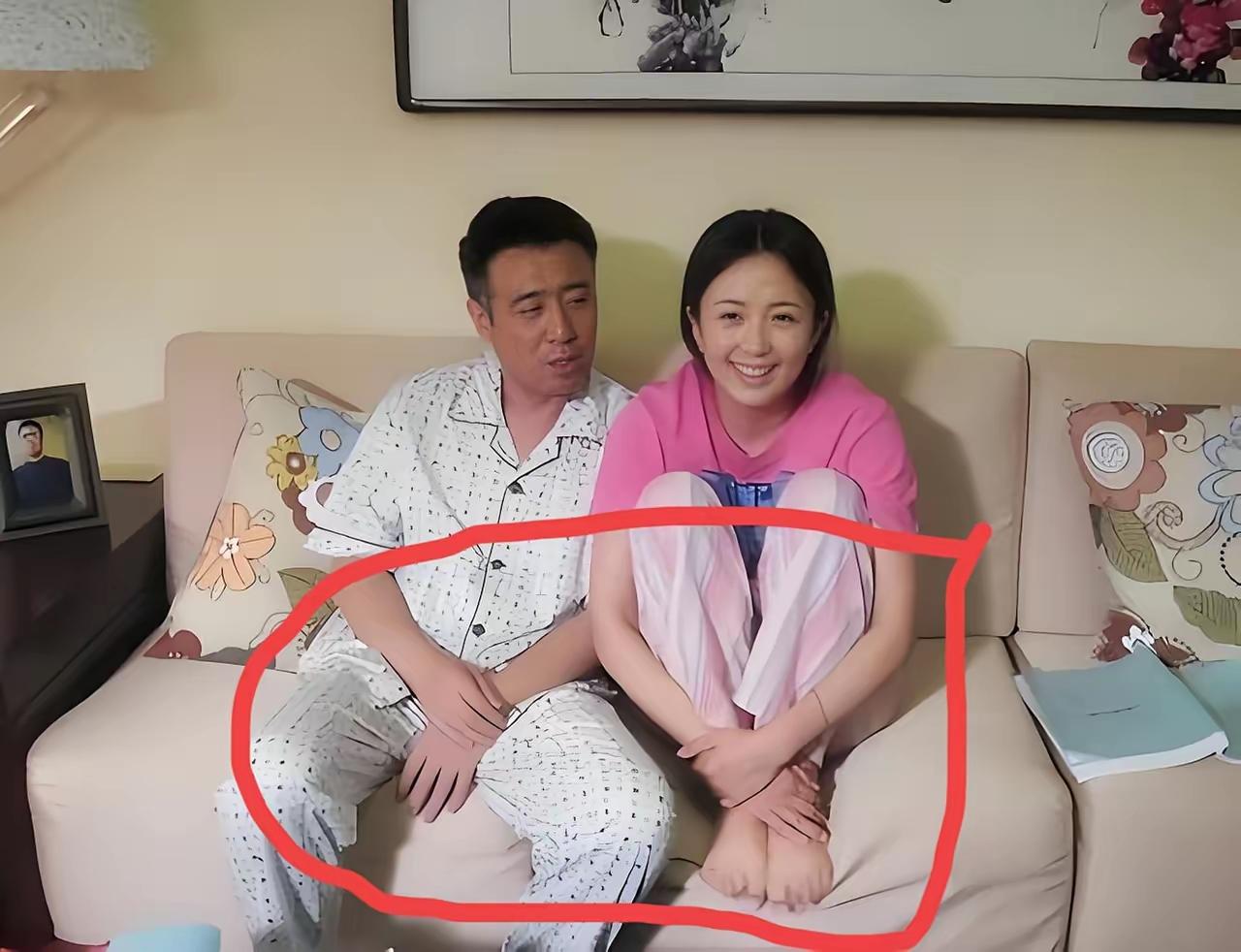 演员演啥像啥。于和伟和扬童舒在电视剧中扮演一对夫妻。你看演的多像啊，富有生活的气