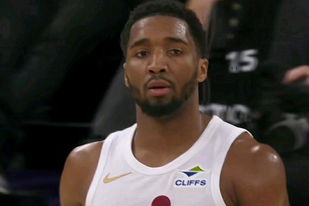 骑士到底是不想赢？还是真打不过湖人？

我认为：骑士是背靠背作战，湖人也是背靠背