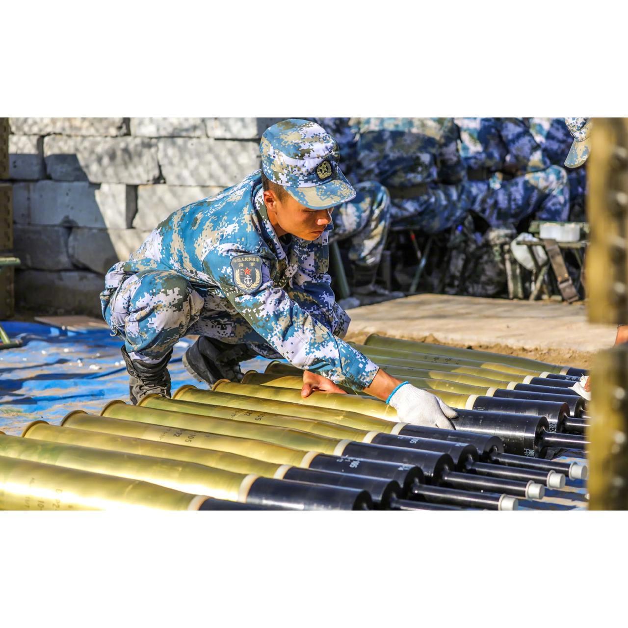 每天早上第一个赞给守护我们的中国军人！早安！