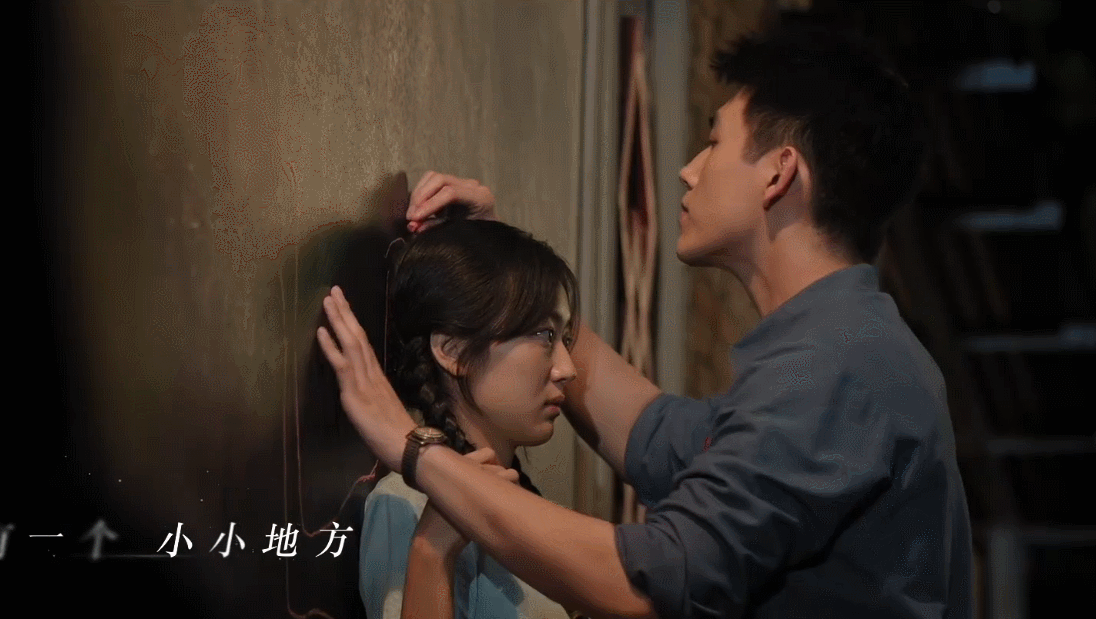 弟弟弟妹上下铺姐姐姐夫上高速 陈飞宇新剧里也太苏了，很早就喜欢女主了吧，明知道女