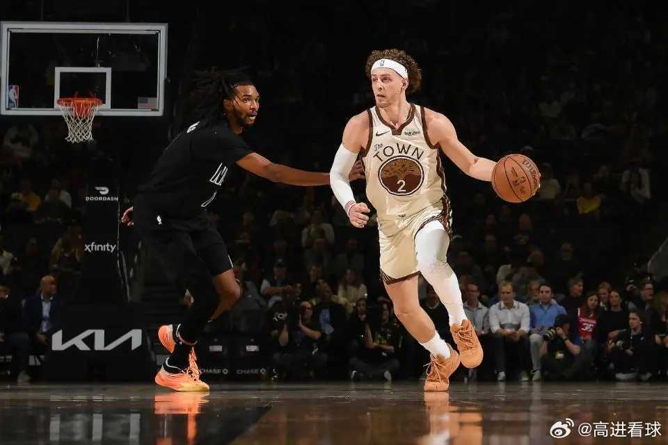 勇士逆转横扫送篮网9连败 桑托斯31分大爆发波杰姆斯基22分北京时间3月26日，