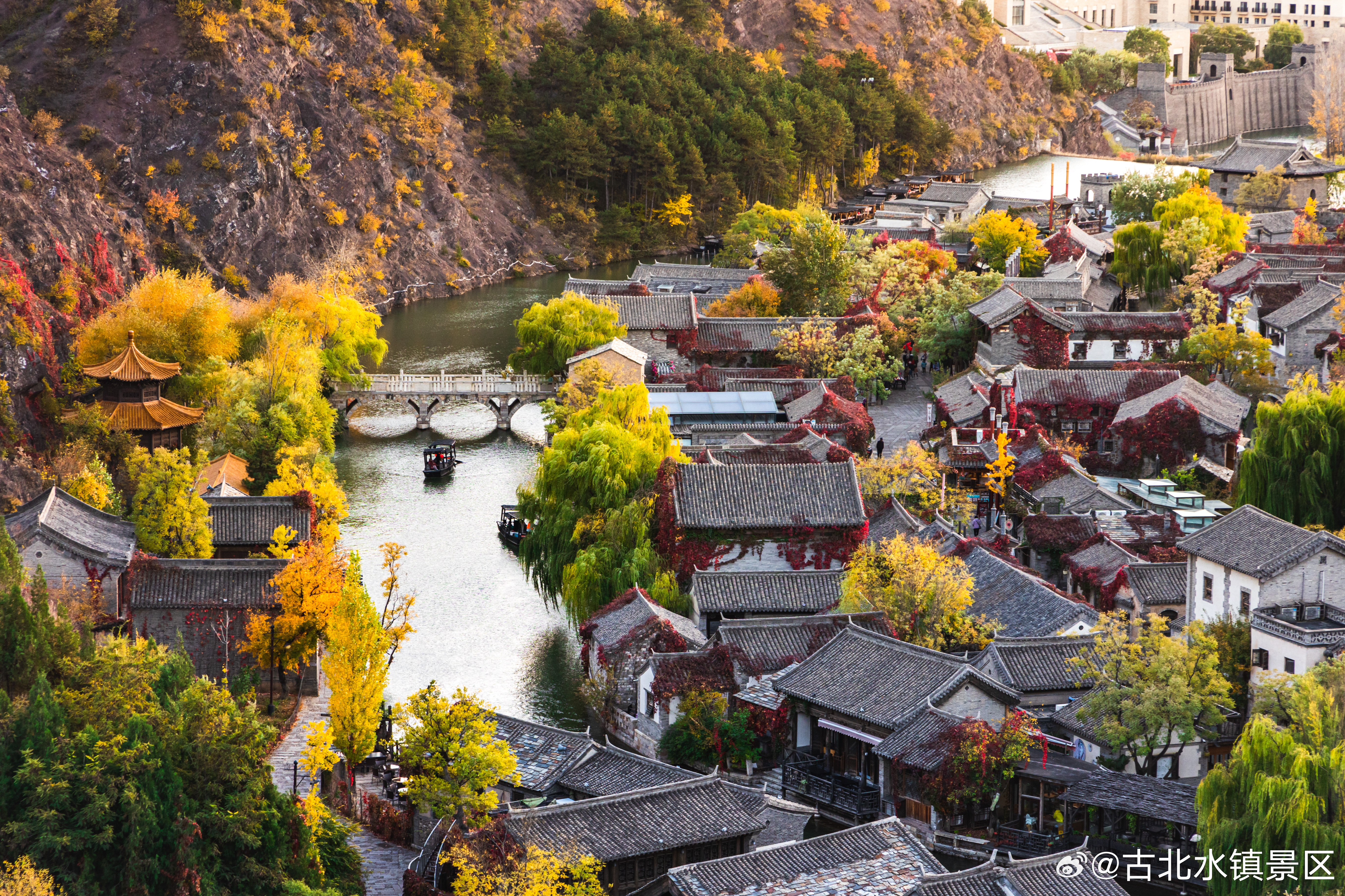 🍂🍂🍂最喜欢的十一月仲冬霜月岁末暮秋伶伶然如独立于时空之外适合来#古北水镇