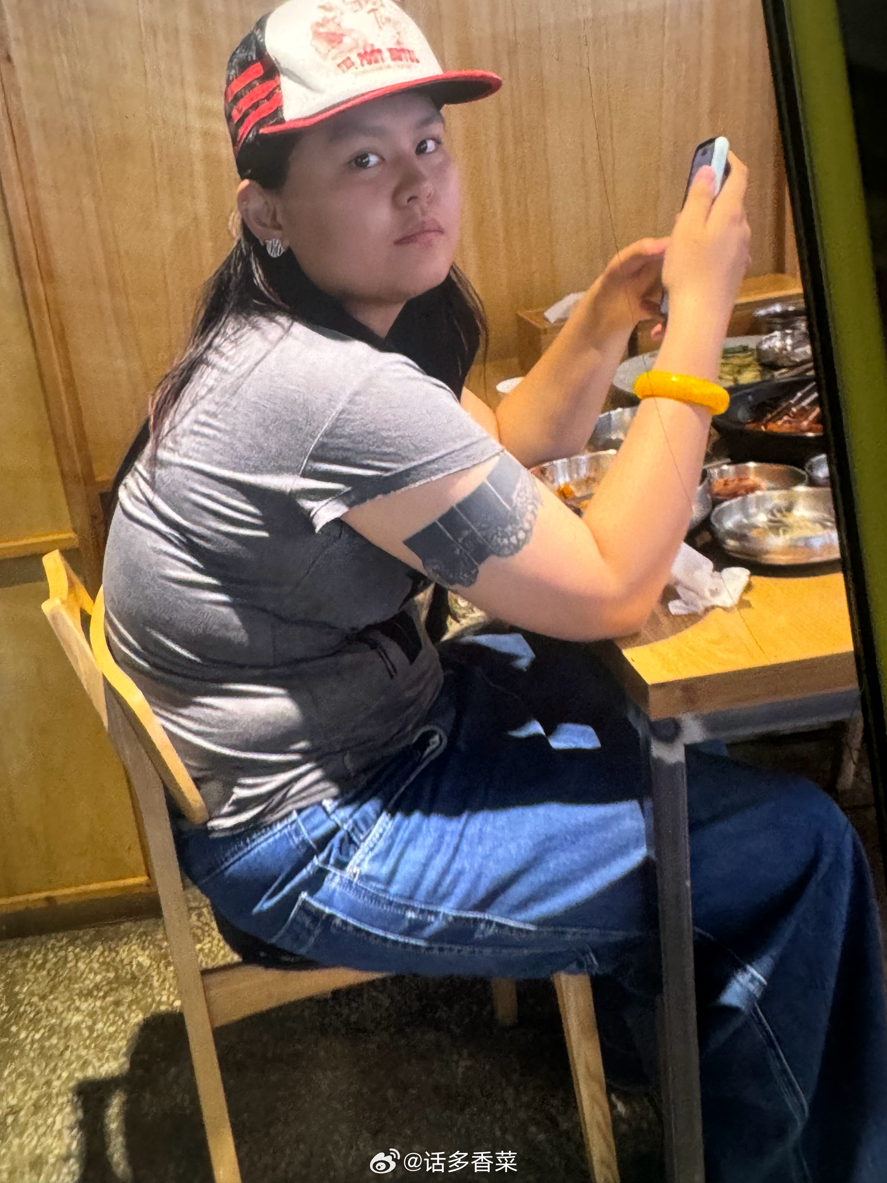 我侧面 