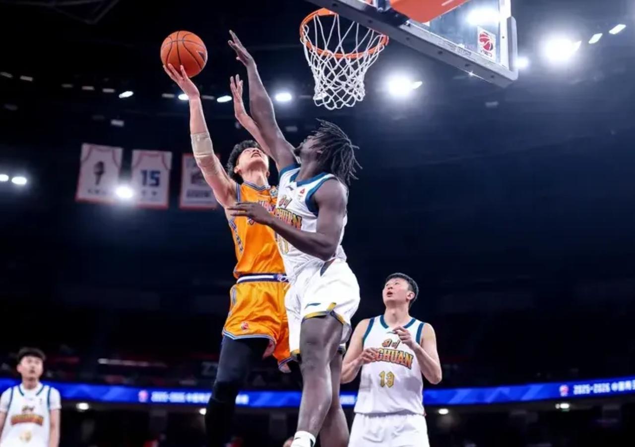 28连败！至今一胜难求，创CBA新纪录，球迷：滚出CBA
CBA常规赛第28轮，