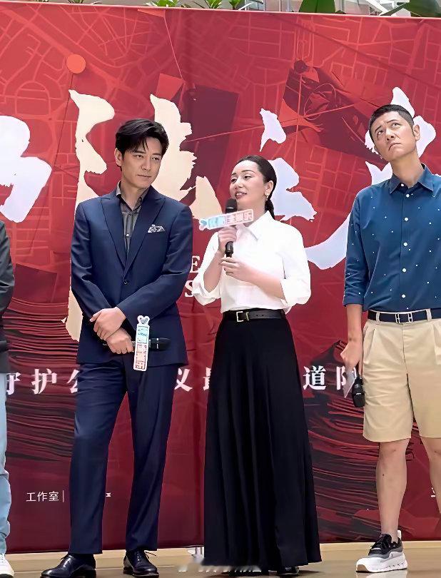 张译这个人确实很旺配角当初《狂飙》大爆，热度全都给了张颂文和高叶，他没营销没炒作