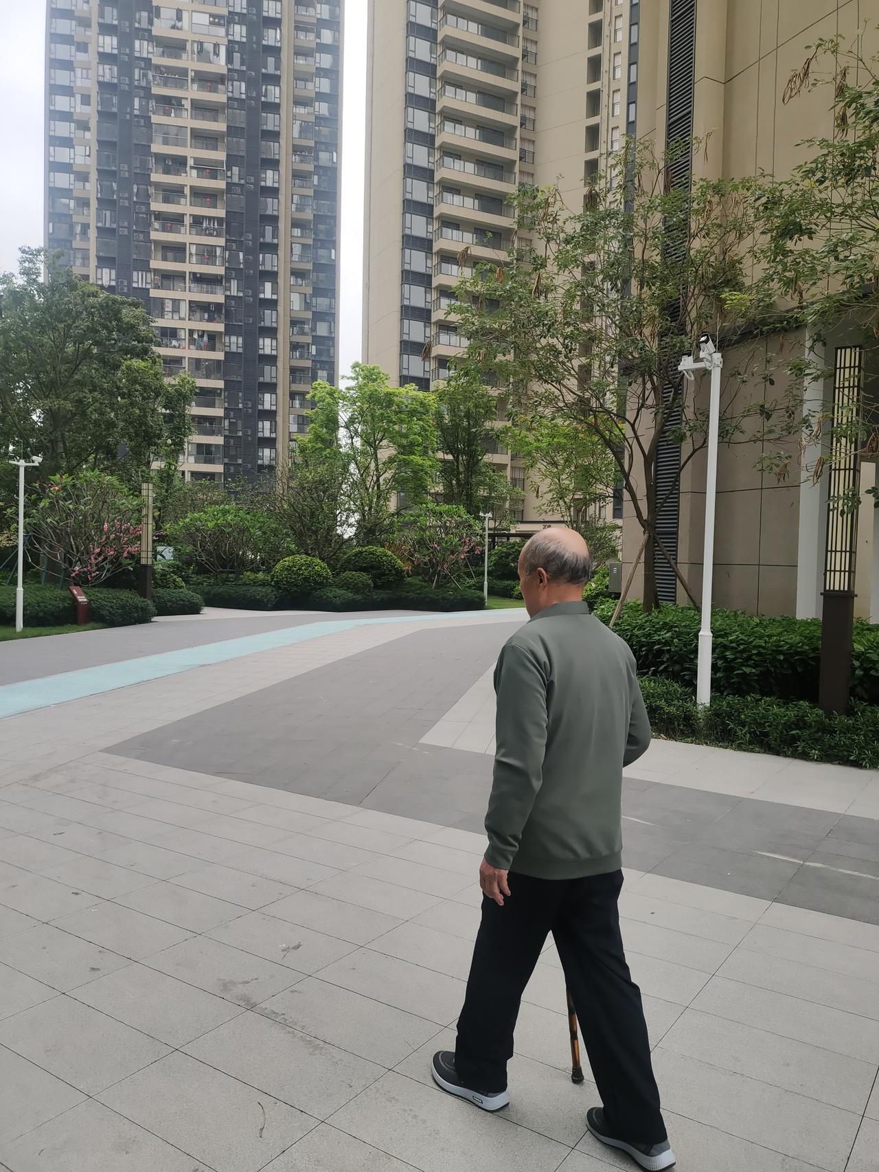 我是小高，在佛山一边打工一边还房贷的北方人，自从去年在容桂这边贷款买了房子后，距
