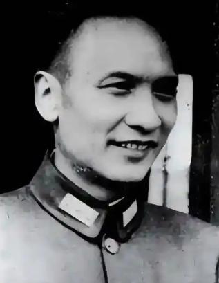 1949年，云南昆明，蒋介石从重庆发来一道密电，只有8个字，后面跟着93人名，云