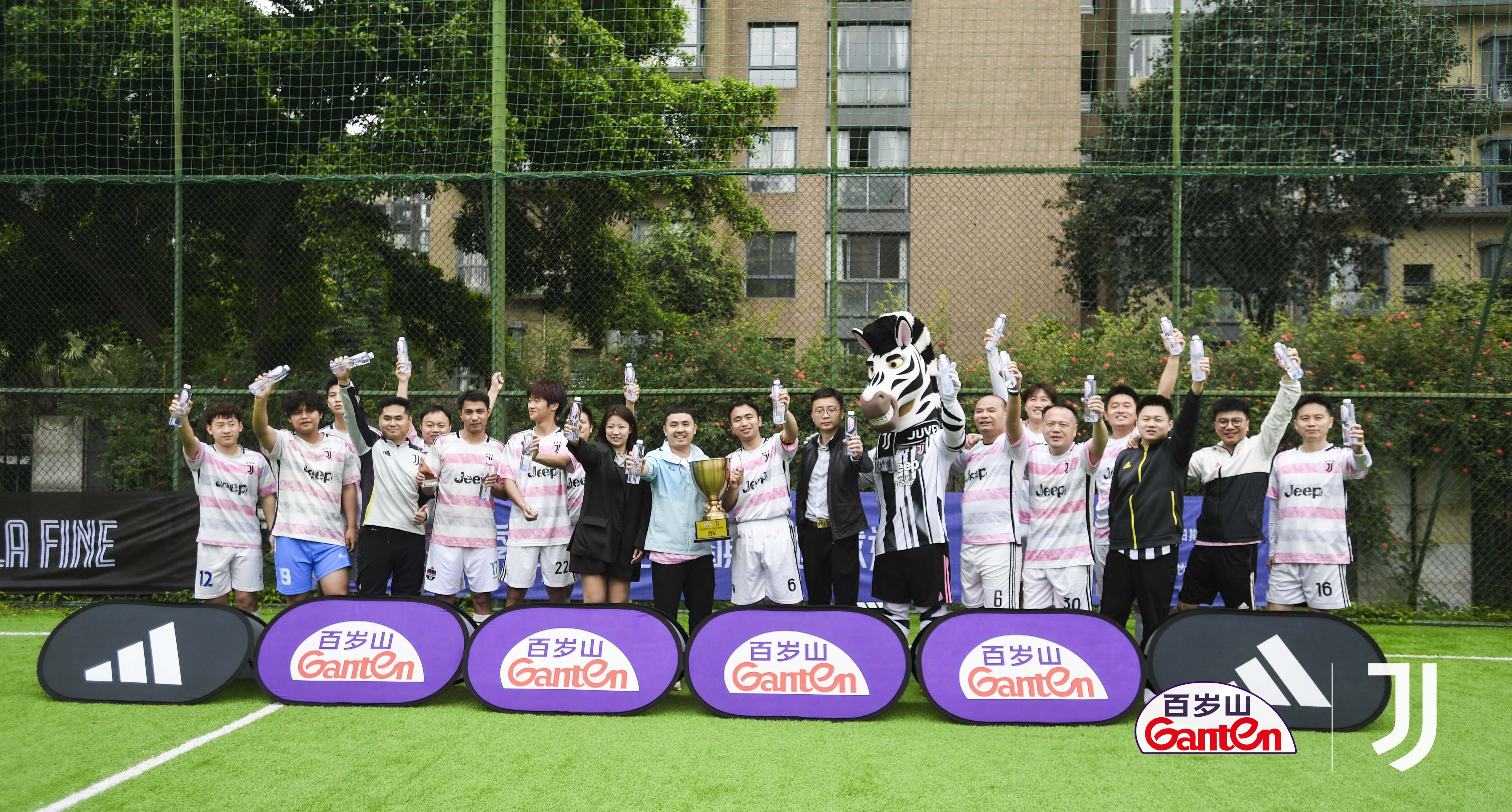 百年尤文赴蓉开「局」 马尔基西奥领衔足球文化盛宴