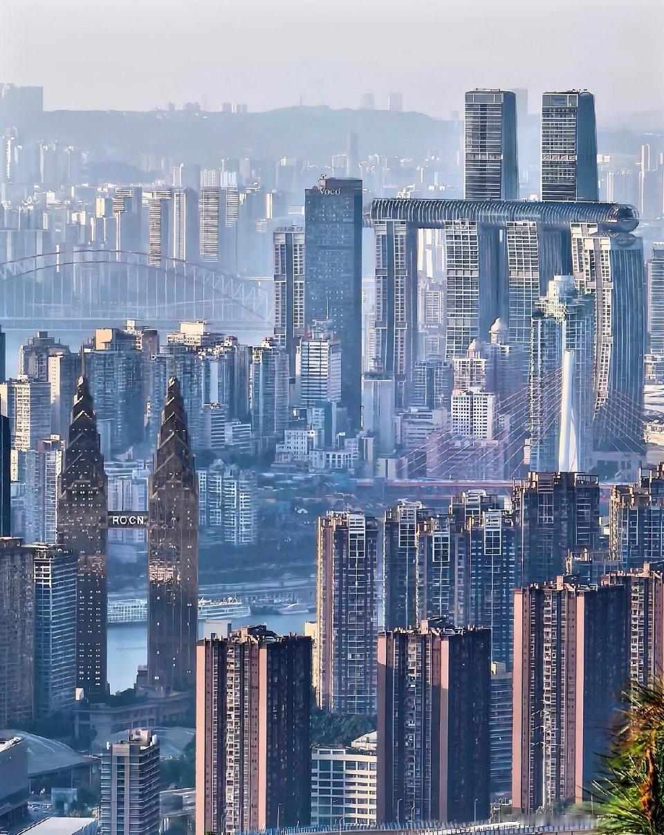 00后美国小伙们爱上中国摩托车中国摩托车被外国小伙追着安利众所周知，重庆有谁来了