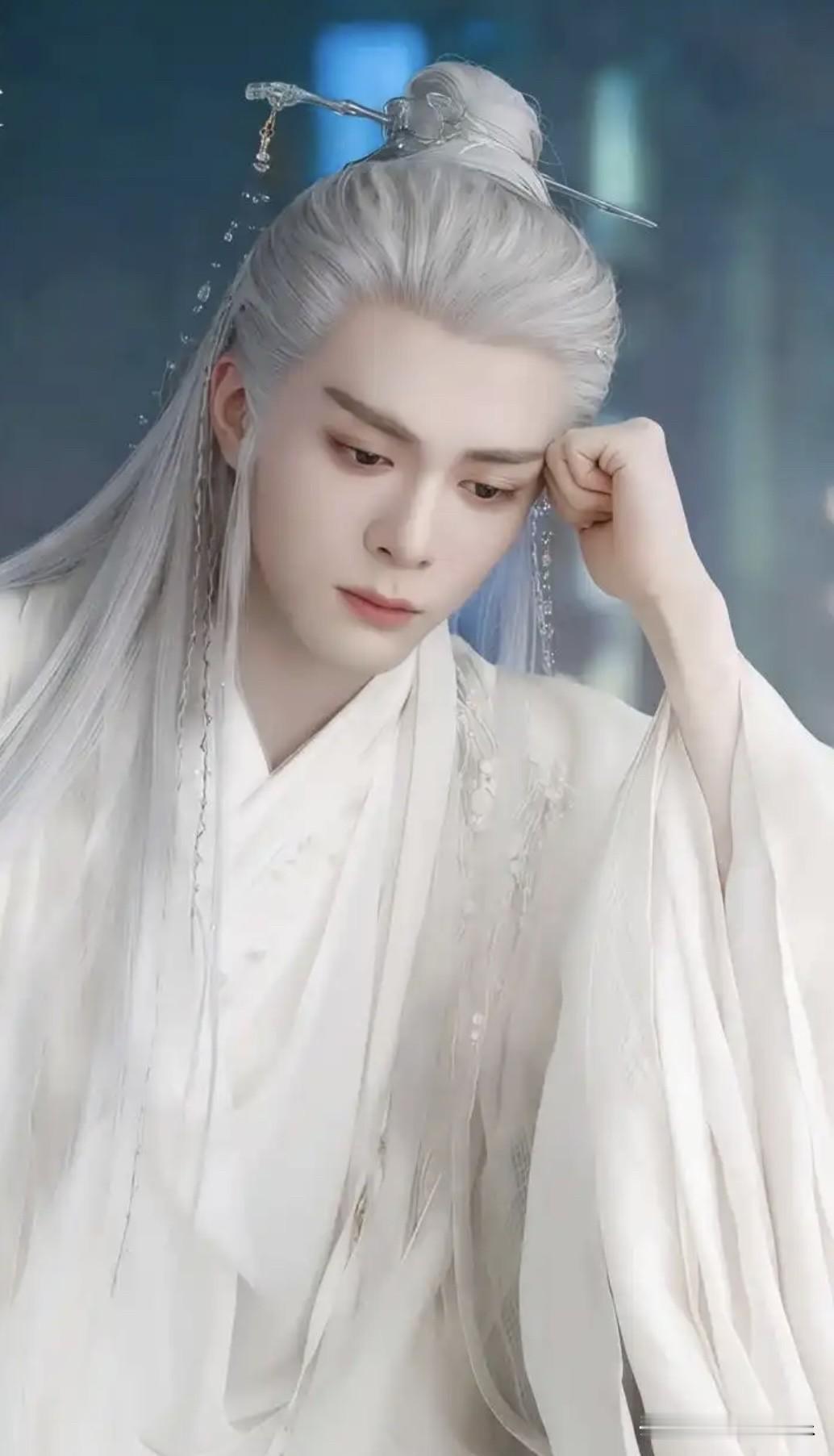 白鹿，曾舜晞，《临江仙》
剧中名台词盘点，你最喜欢哪些呢

鸿蒙生两仪，恨为爱之