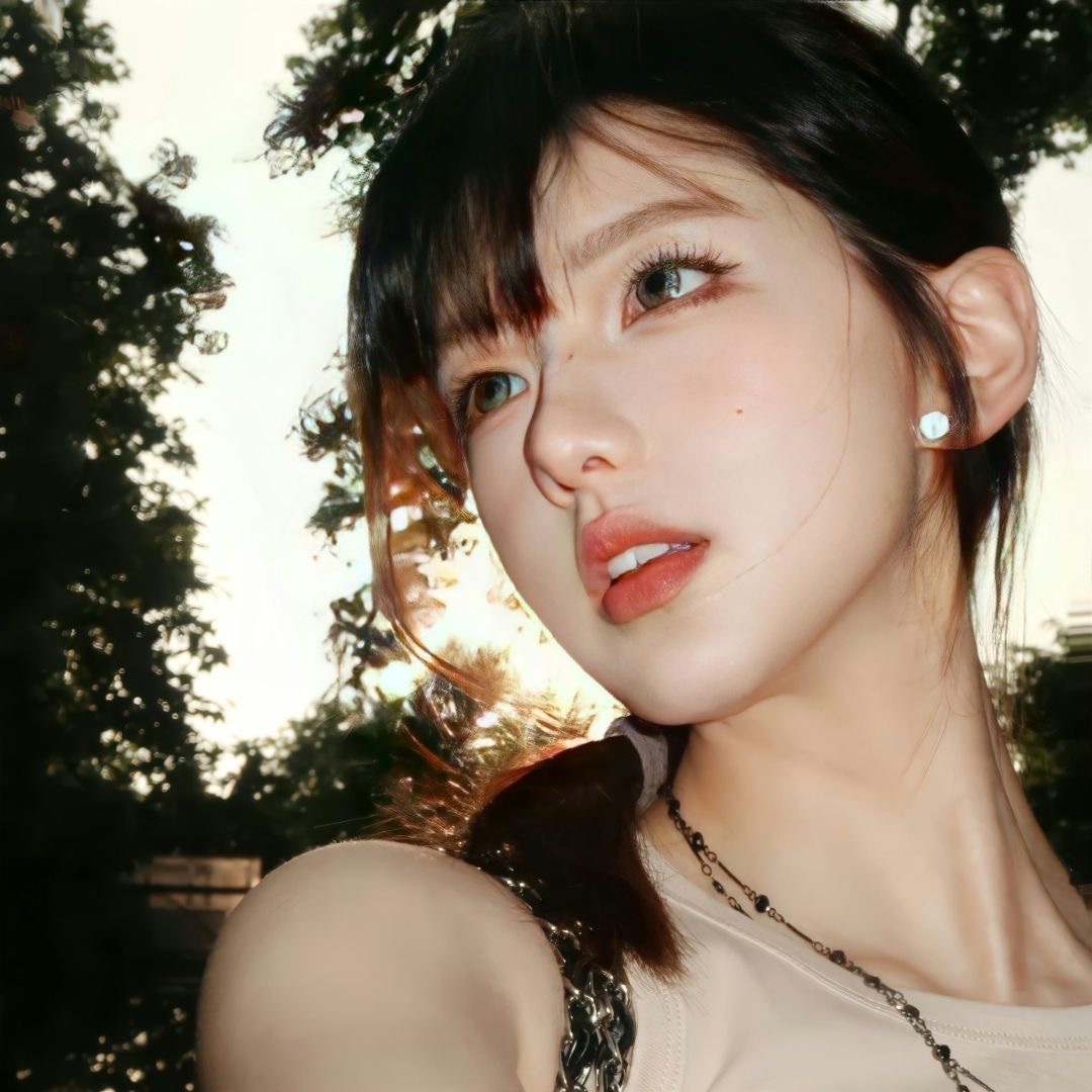 夏日感满满的女生头像 