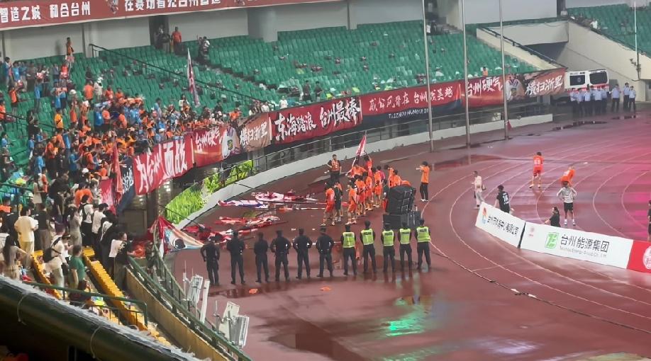 5月24日，浙江台州体育中心，“吴越杯”预赛最后一轮台州vs绍兴的比赛在晚上19