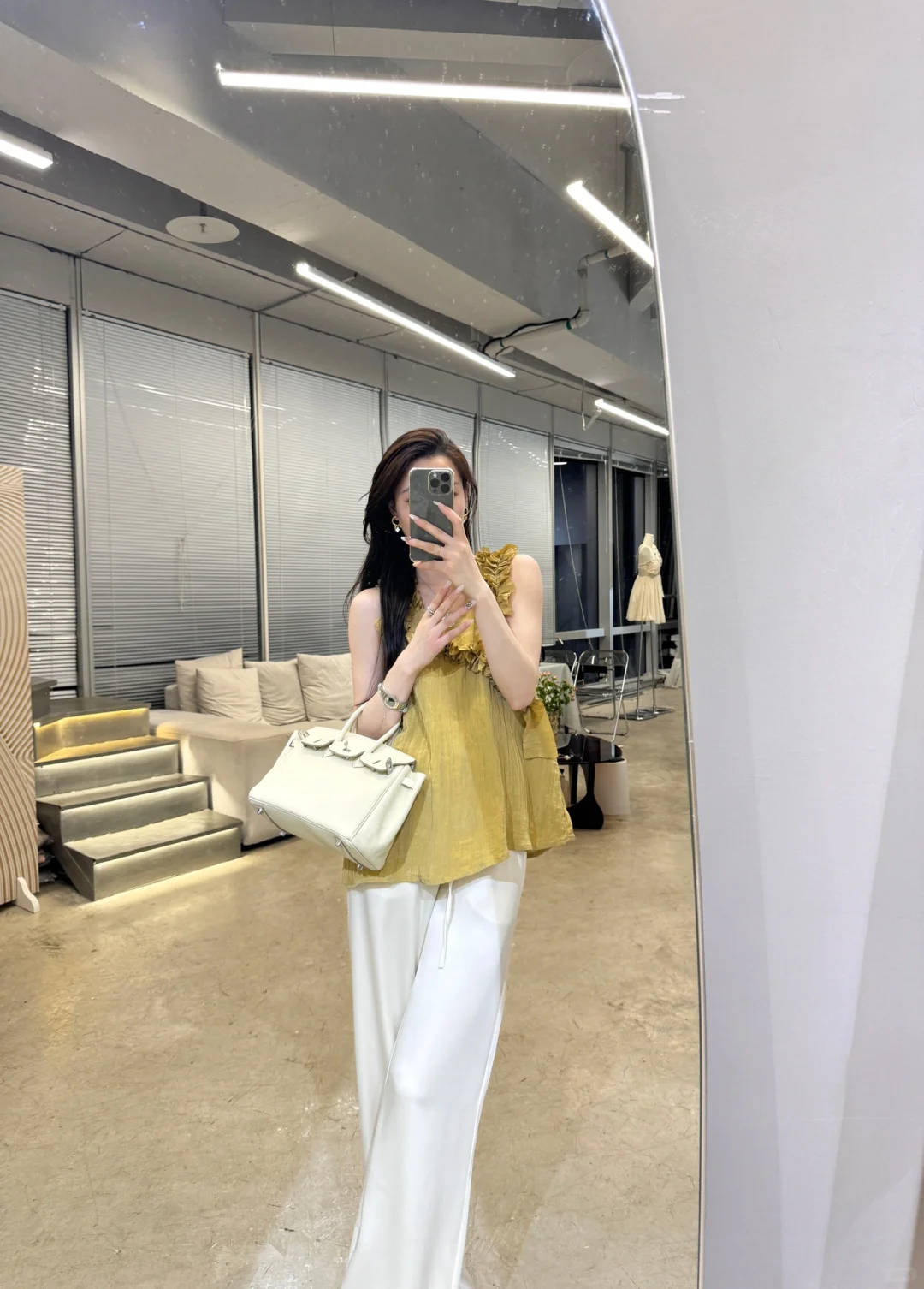 年轻有财的富婆姐姐～日常高级感通勤穿搭