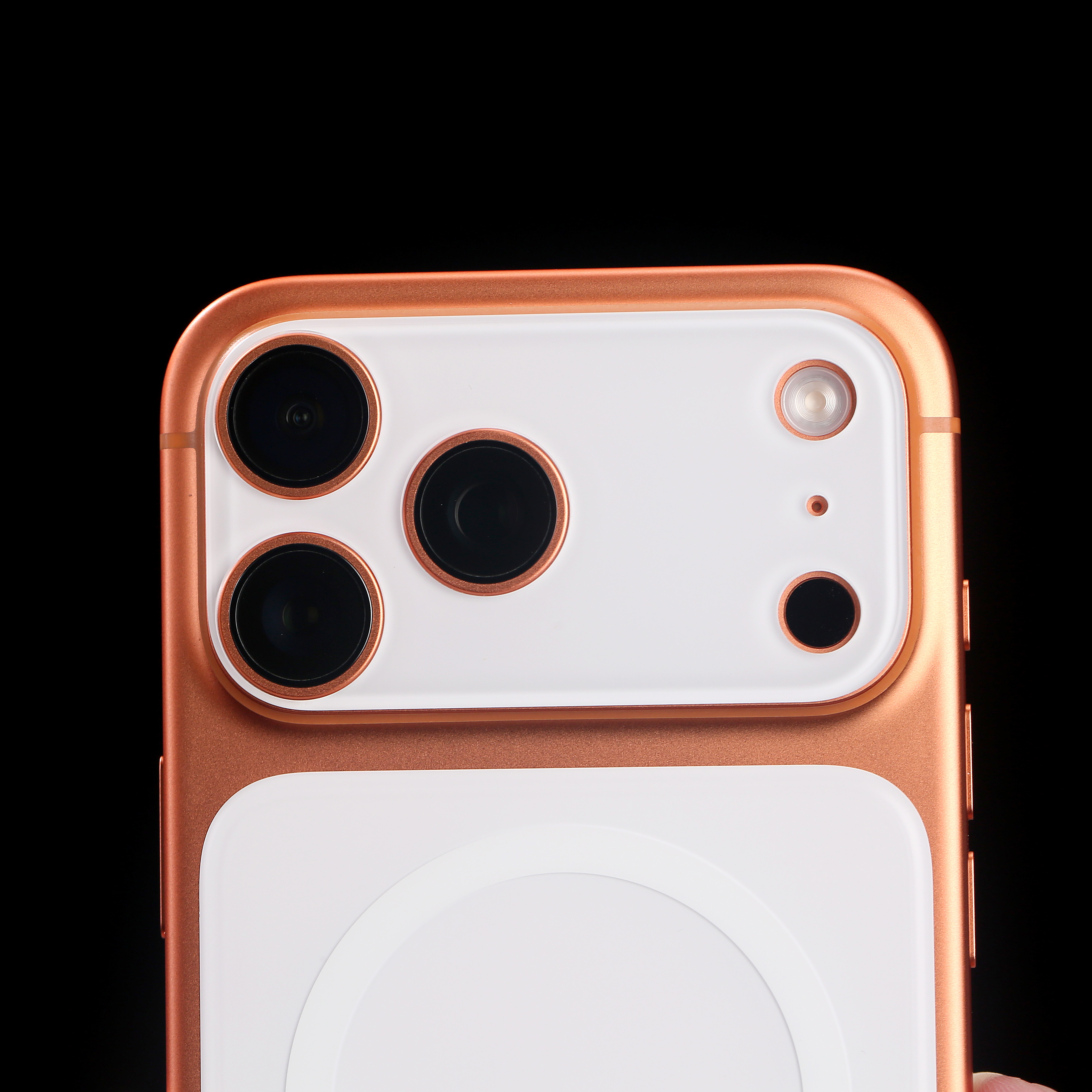 iPhone17Pro /17ProMax 平嵌镜盖、平嵌磁贴定档了。下周一上线