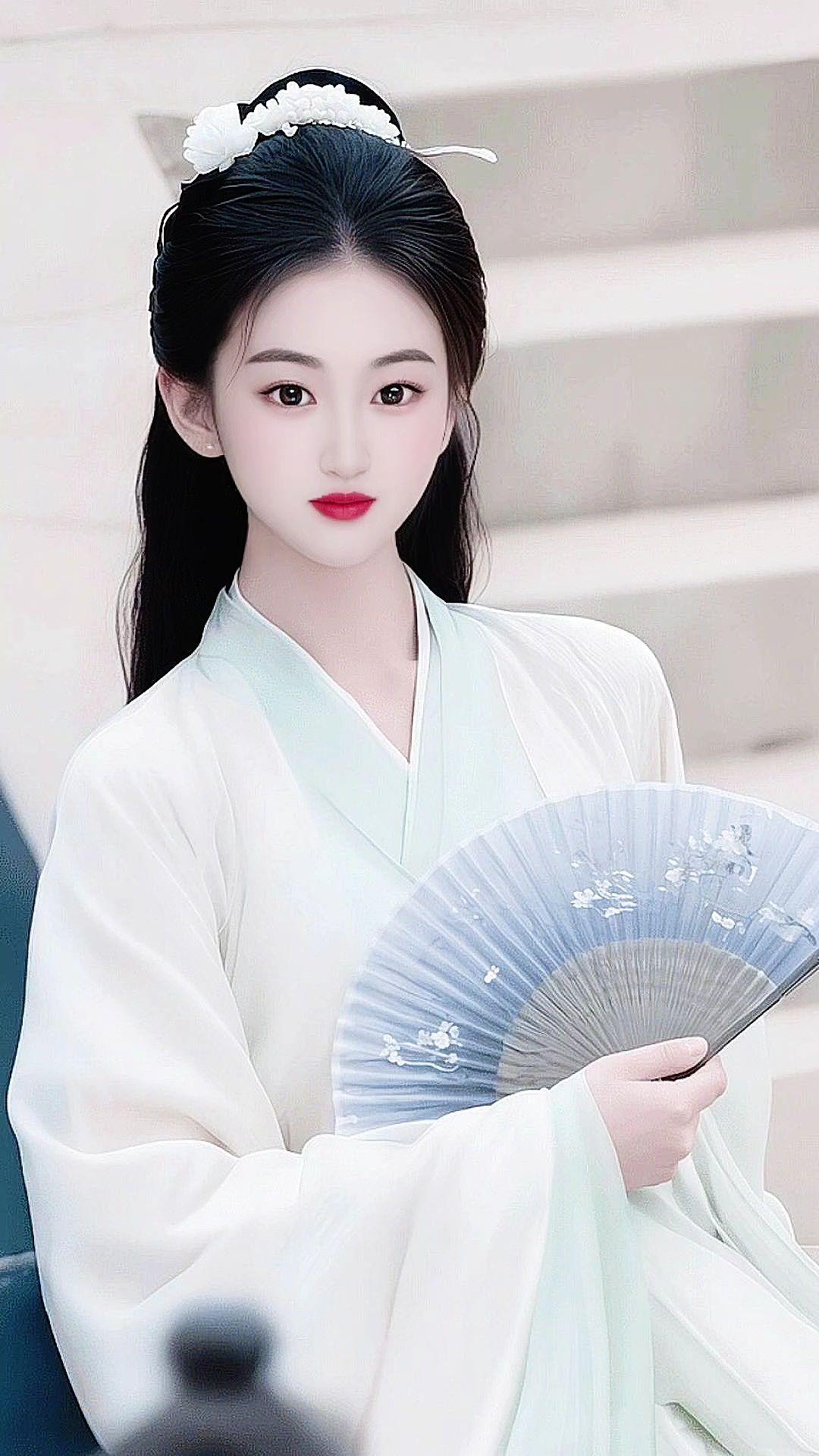 古风 汉服与扇 古风美人 汉服 仙气飘飘