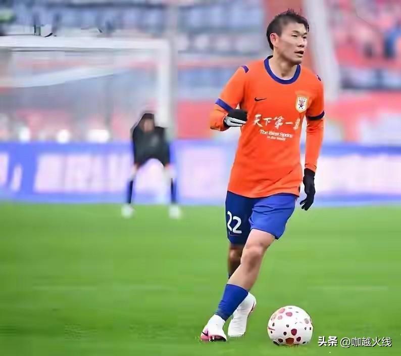 山东泰山队两连胜后遭遇两连败，这锅让（韩鹏）自己来背吗？


泰山队老将困局：郑