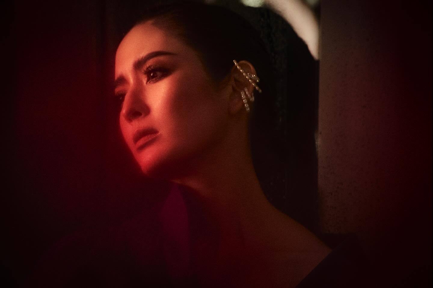 这久违的风格，终于不是韩式妆容了