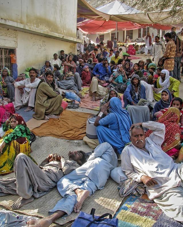 中国现在最担心的国家，估计就是 印度 了，怕的就是印度突然乱了，如果印度真出事了