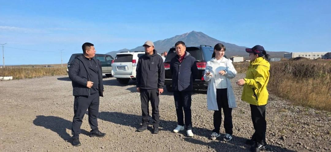 拆解胡锡进的文字伪装：他对南千岛群岛投资事件的真实立场辨析
 
近期，黑龙江省政