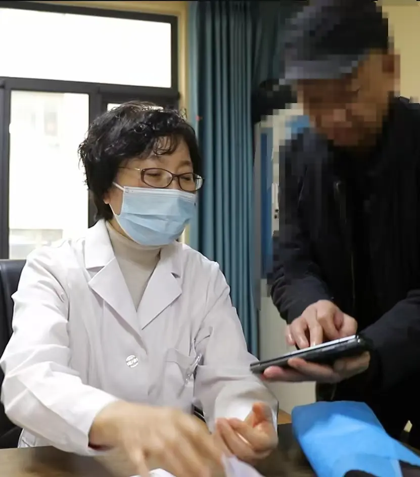 血小板减少患者 数值不稳定 不要再担心了 不管您查出血小板减少，反反复...