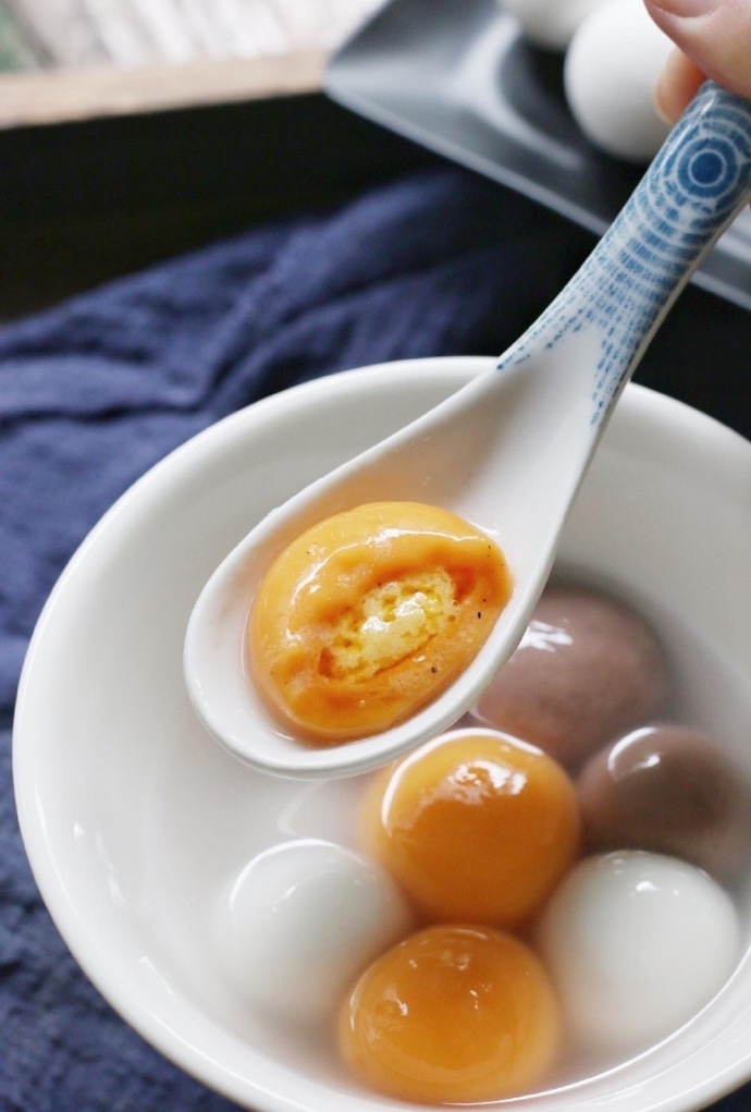 广东冬至 25℃+，短袖配汤圆绝了！