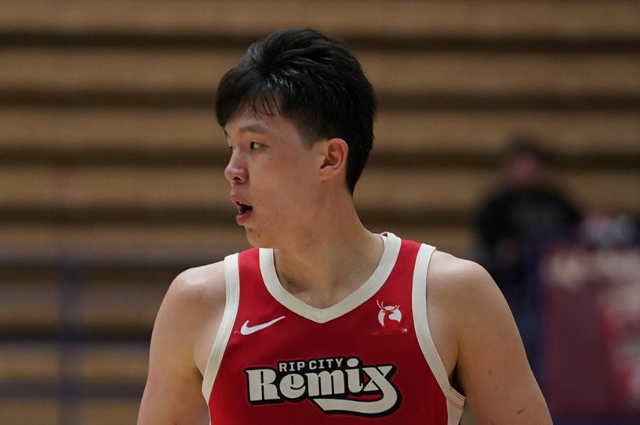 不谈杨瀚森的表现，只说说他该提升哪些方面。和很多人一味喷或捧杨瀚森不同。真正关注