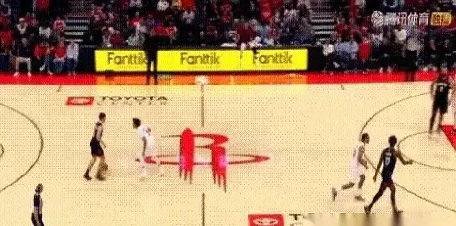 替补3分钟轰15分
 
太阳打掘金那场，杜兰特刚坐板凳，谢泼德带着亚当斯直接掀桌