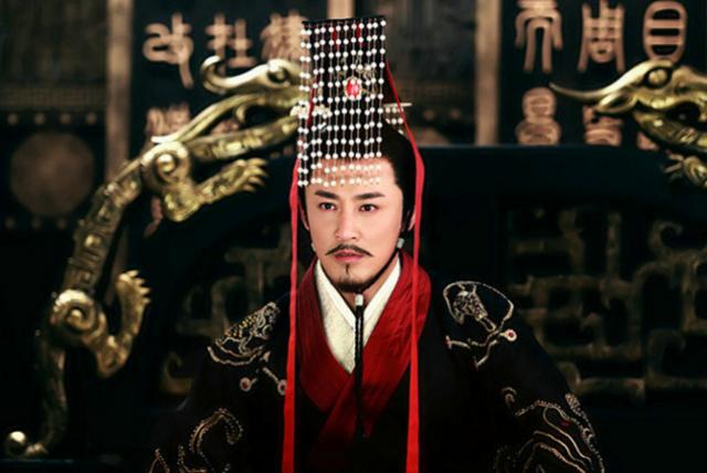 “他登基时国库只剩‘钱串子都朽断了’，临终却给后世留下三张底牌”：汉武帝不是耗尽