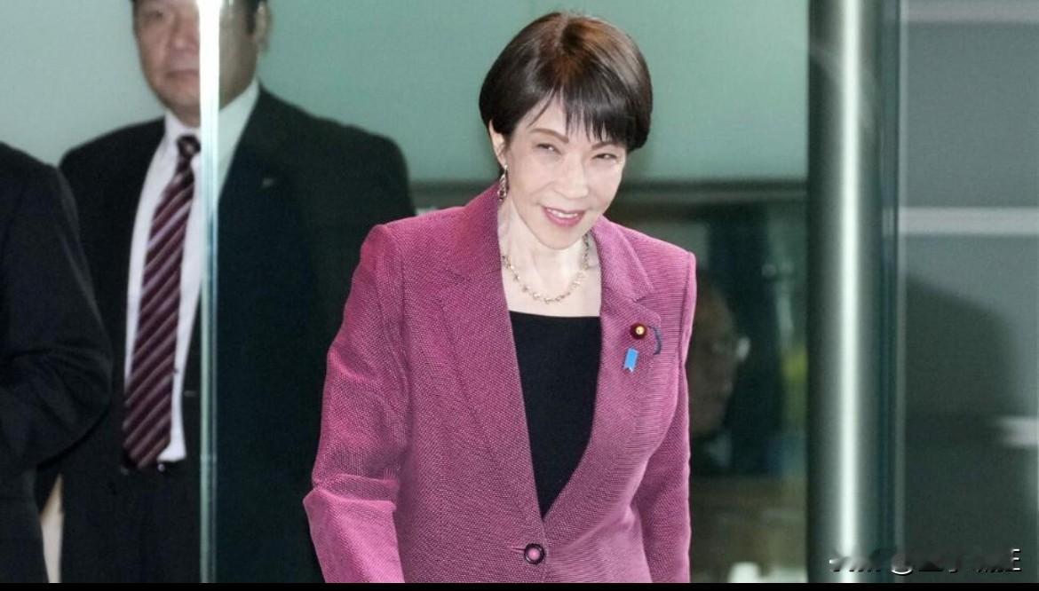 高市早苗真是绝了，在越南访问，越南让她去给胡志明献花，去澳大利亚访问，澳大利亚做