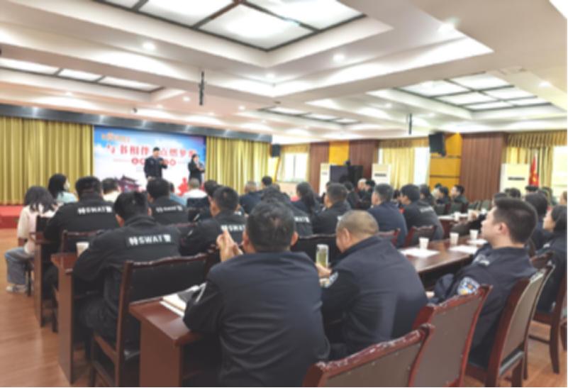 旺苍县法学会举行“与书相伴·点燃梦想”主题朗诵比赛
     
近日，由旺苍县委