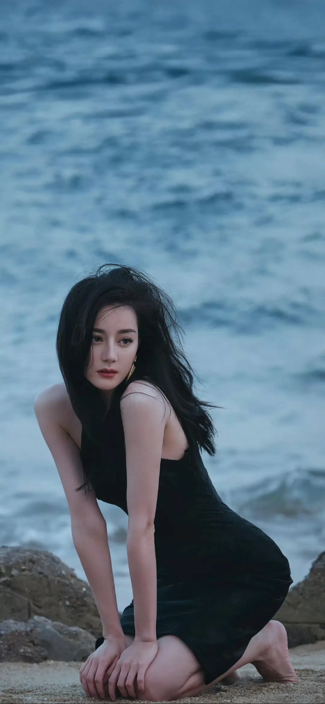 迪丽热巴。