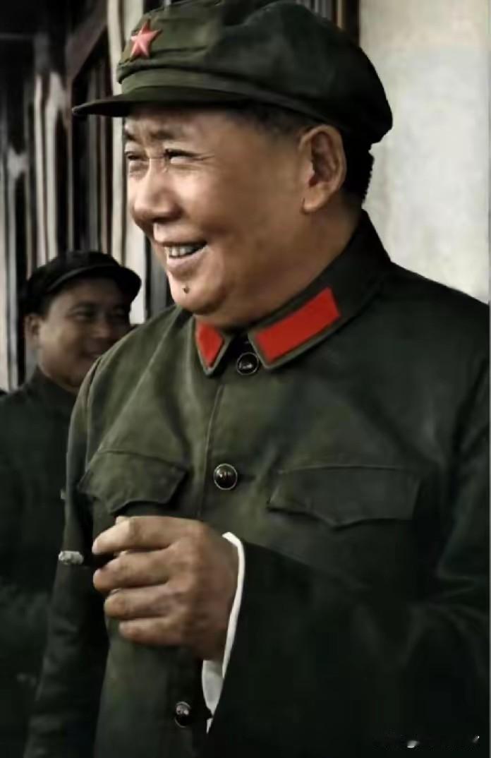 5. 人民，只有人民，才是创造世界历史的动力。
出自《论联合政府》，确立人民至上