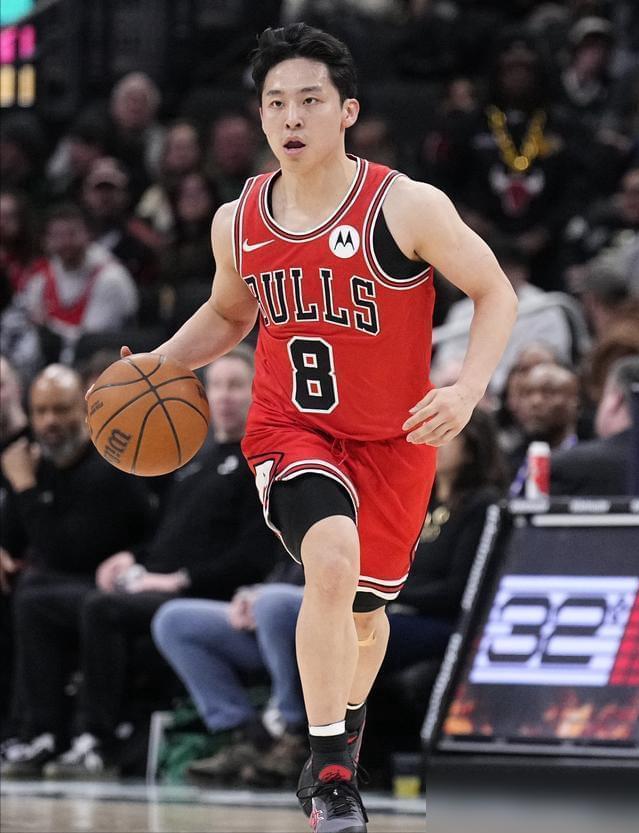 日本B联赛MVP河村勇辉，NBA的路，可能走到头了。

芝加哥公牛队，没给他提供
