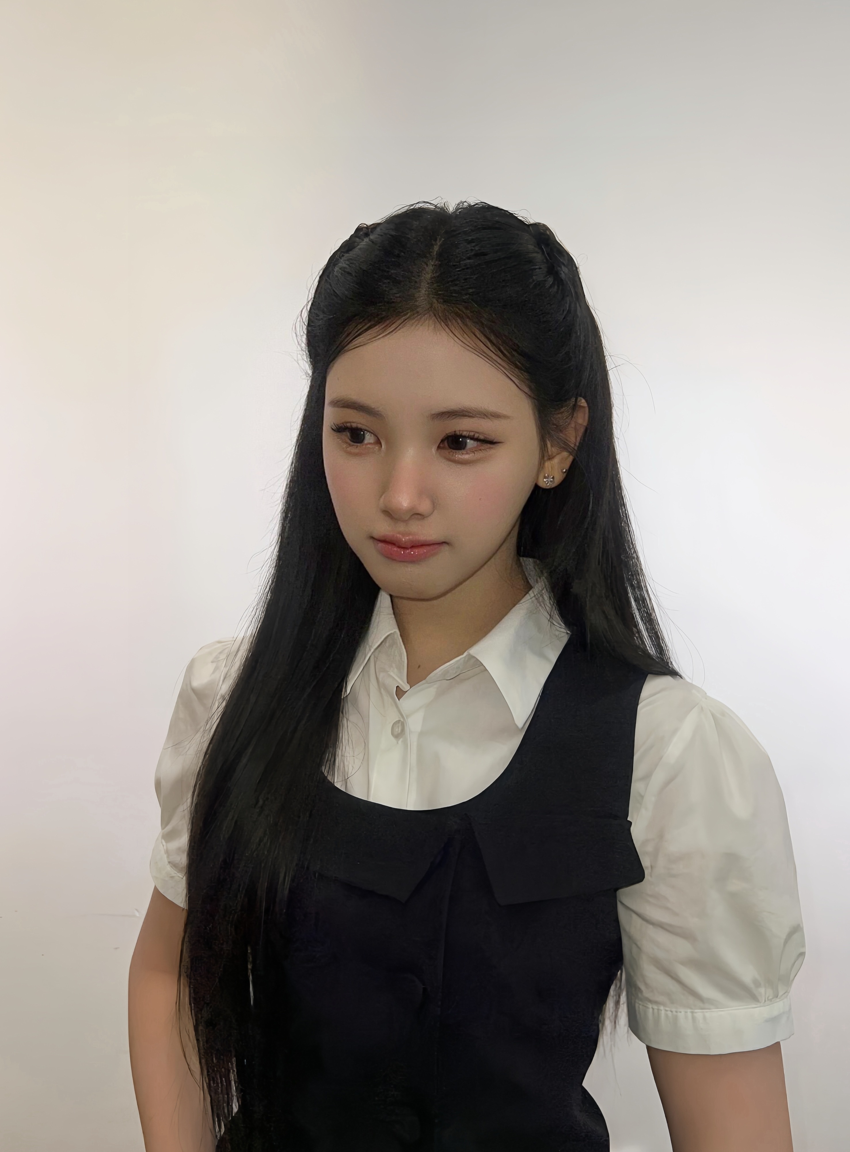 Yihyun｜wvs更新🖤 