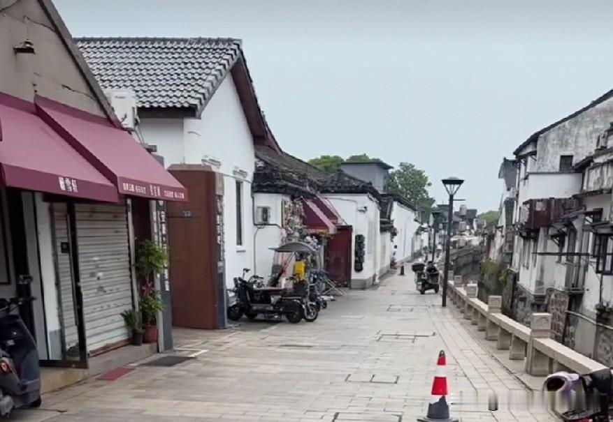 真心话茶局这个是通江路还是平江路，你分得出吗？是苏州还是常熟，一眼望去差不太多。