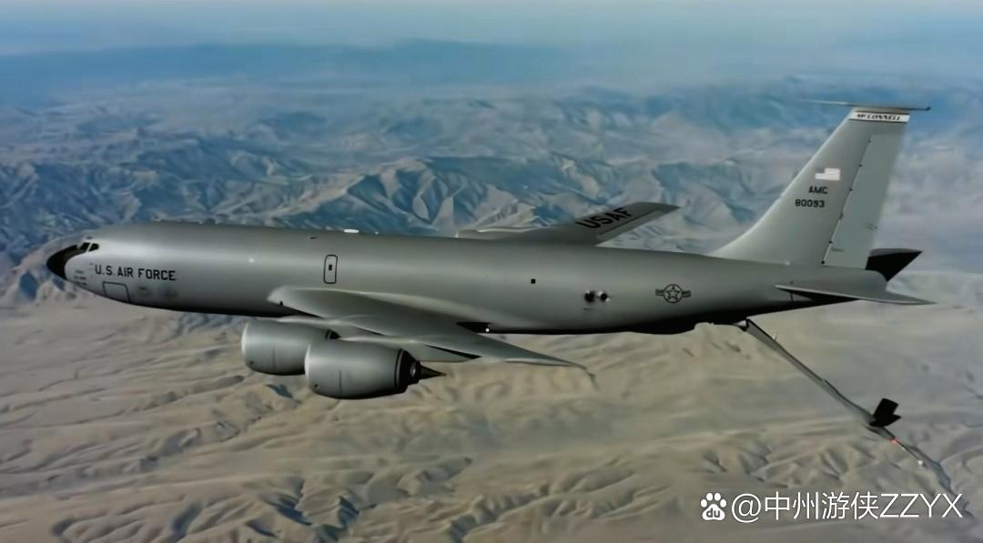 又是否认，又是遮掩，那么，这架 KC135 加油机究竟是如何坠毁的呢？机上人员为