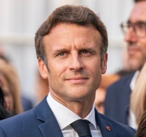 马克龙总是能“一马当先”，随着以色列与黎巴嫩展开地面进攻，法国总统马克龙向两国领