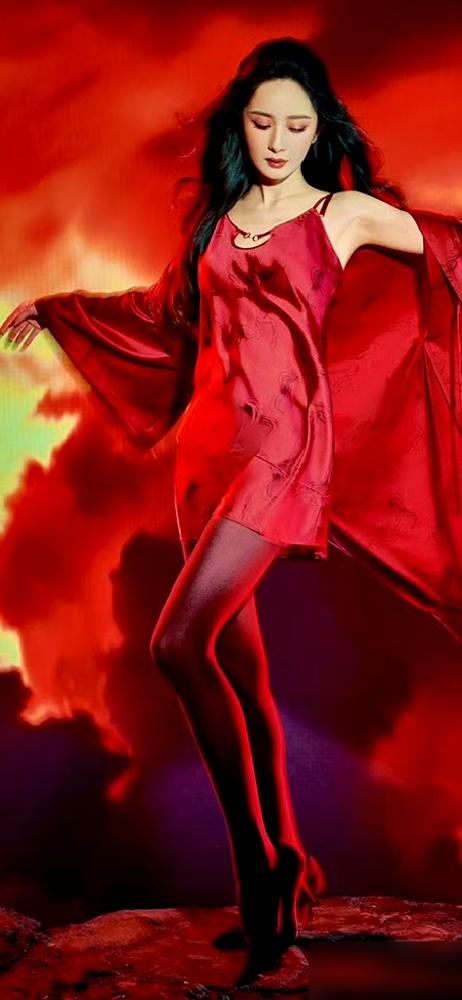 你敢信？39岁杨幂扔下Prada高定，扎进山东农村挑水种田3个月，把央八收视干到