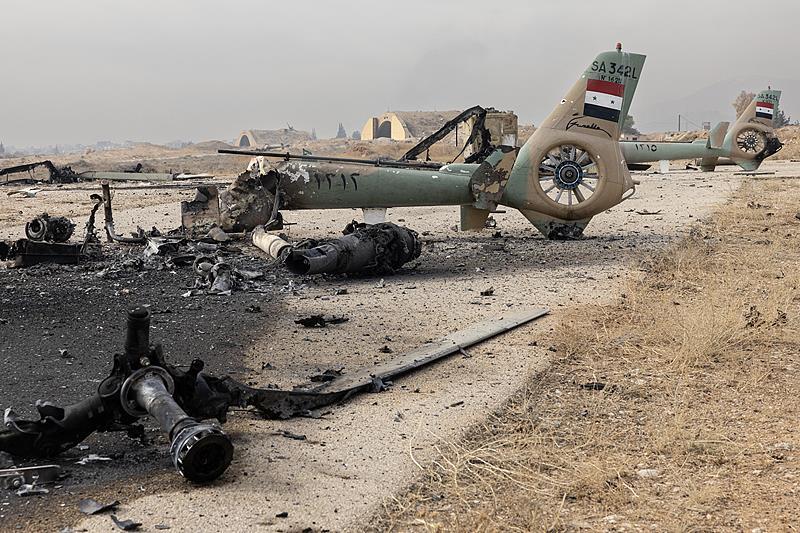 损失惨重！伊朗称抵抗组织击落美军加油机，机上成员全部阵亡！
        今天