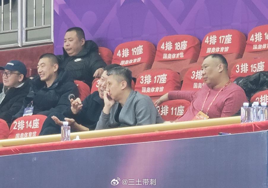 北控男篮vs上海男篮 郭导，这比赛看半场可以撤了，不如找地吃个夜宵