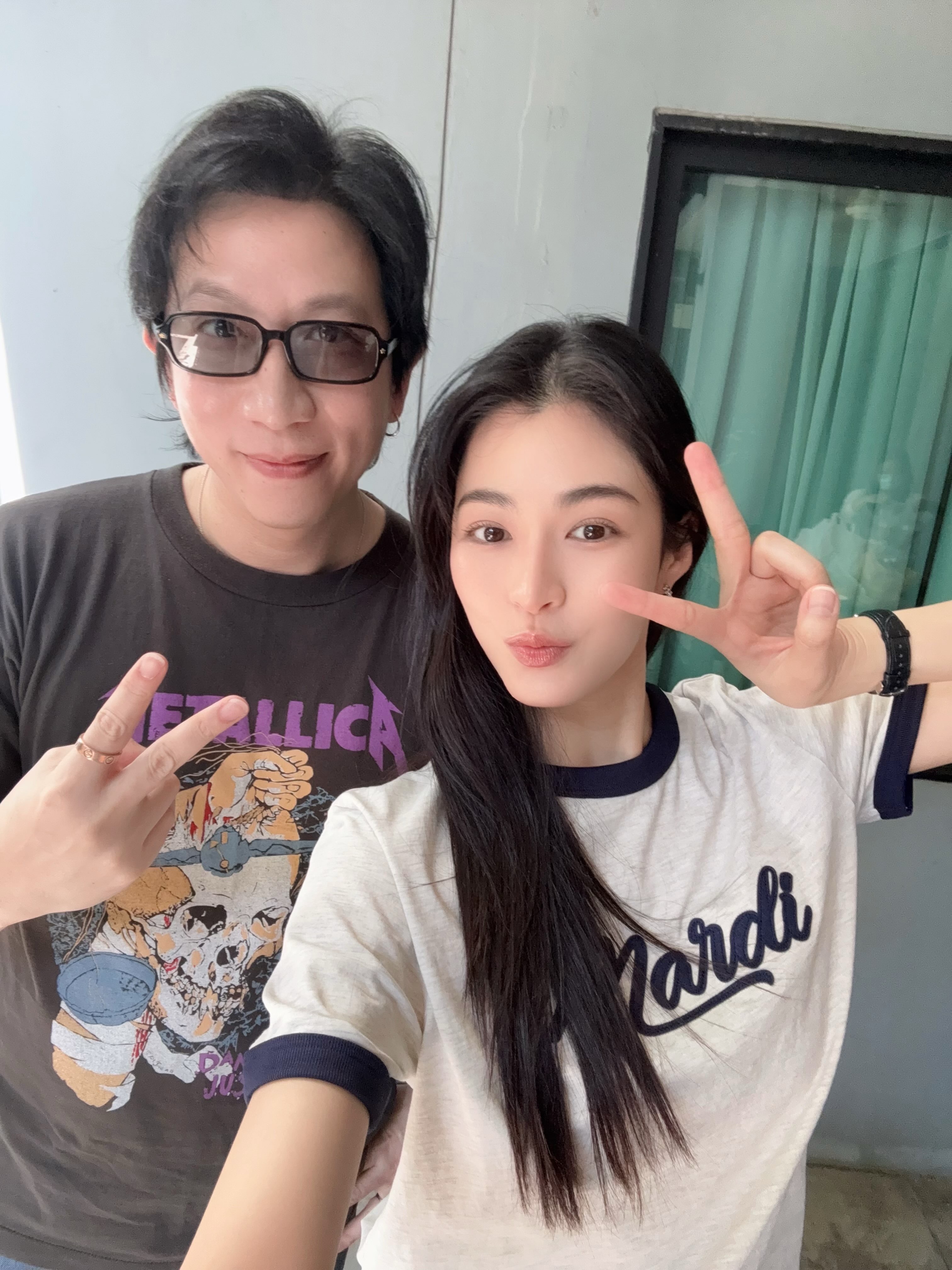praj_jirath IG更新玲玲妹妹真的漂亮人又好，10月17-18日Imp