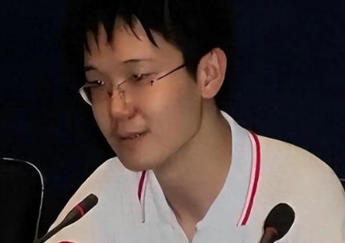 “我不上清北，我就要去美国！”北京一高二男生当场回绝保送，铁了心要冲美国名校。谁