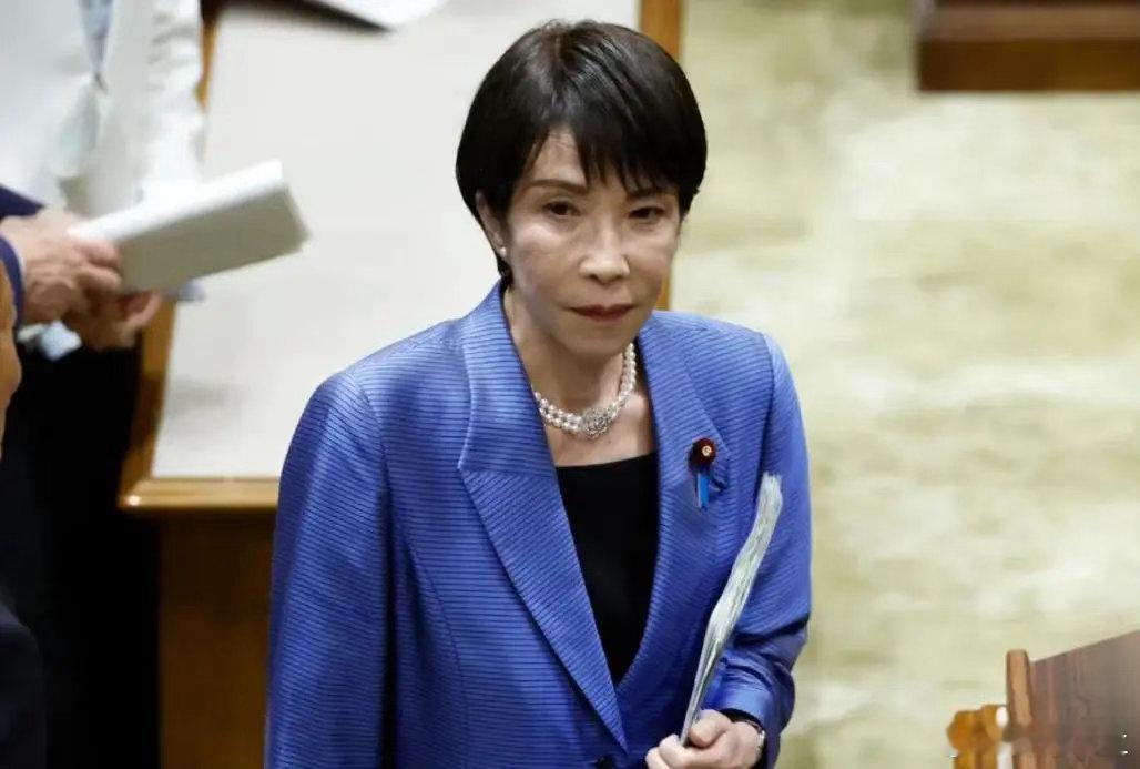 日本着急了！特朗普专机还没落地美国，高市早苗的电话已经追到了天上！特朗普“过东京