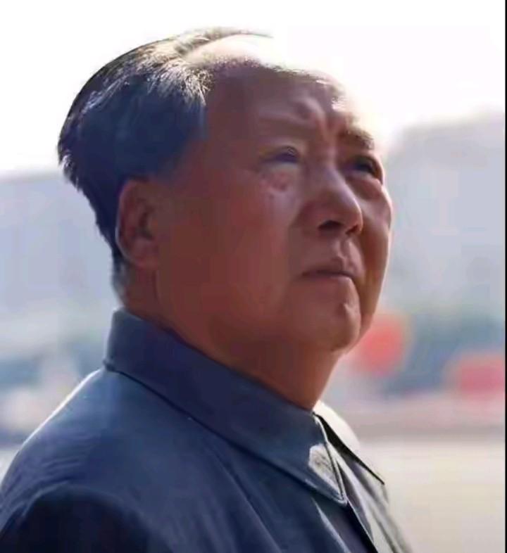 毛主席最后一个生日：长寿面煮碎，一句淡然话语让人破防

1975年12月26日，