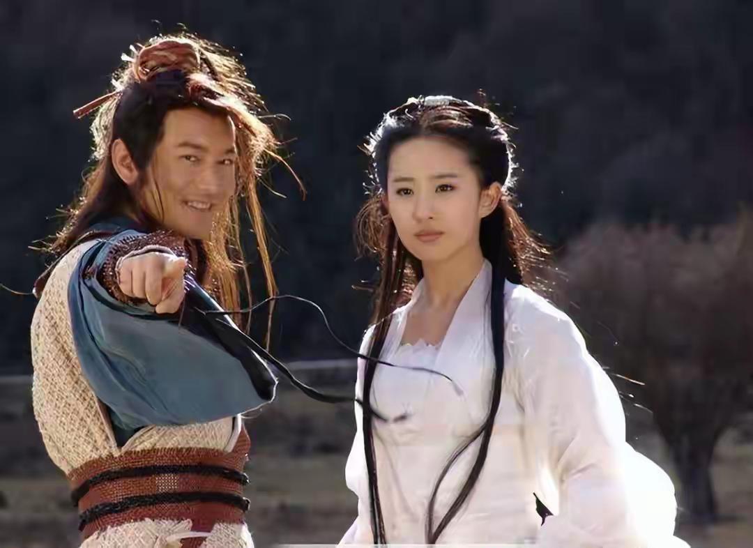 那时候的黄晓明和刘亦菲，真的好帅好美