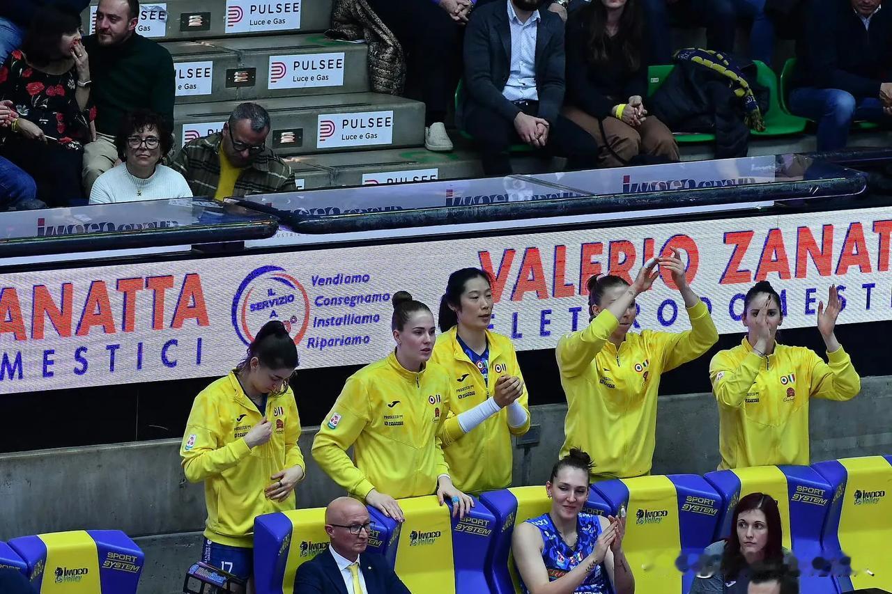 2024-2025赛季意大利🇮🇹女排联赛常规赛第十二轮，科内利亚诺3-0佛罗