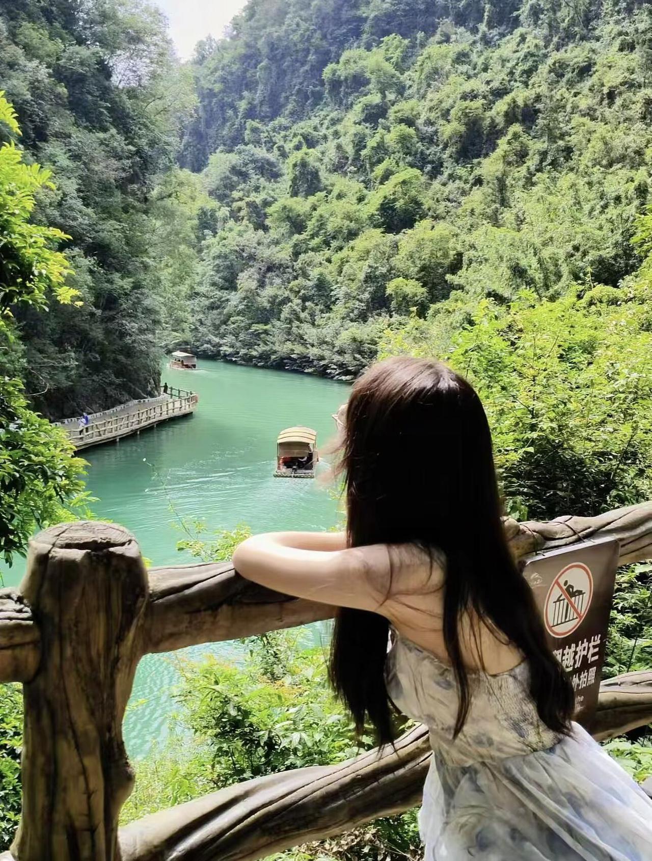 人这一辈子，

赌博的人其实都很可怜，
生活也过得很辛苦，
因为他们一直不明白一