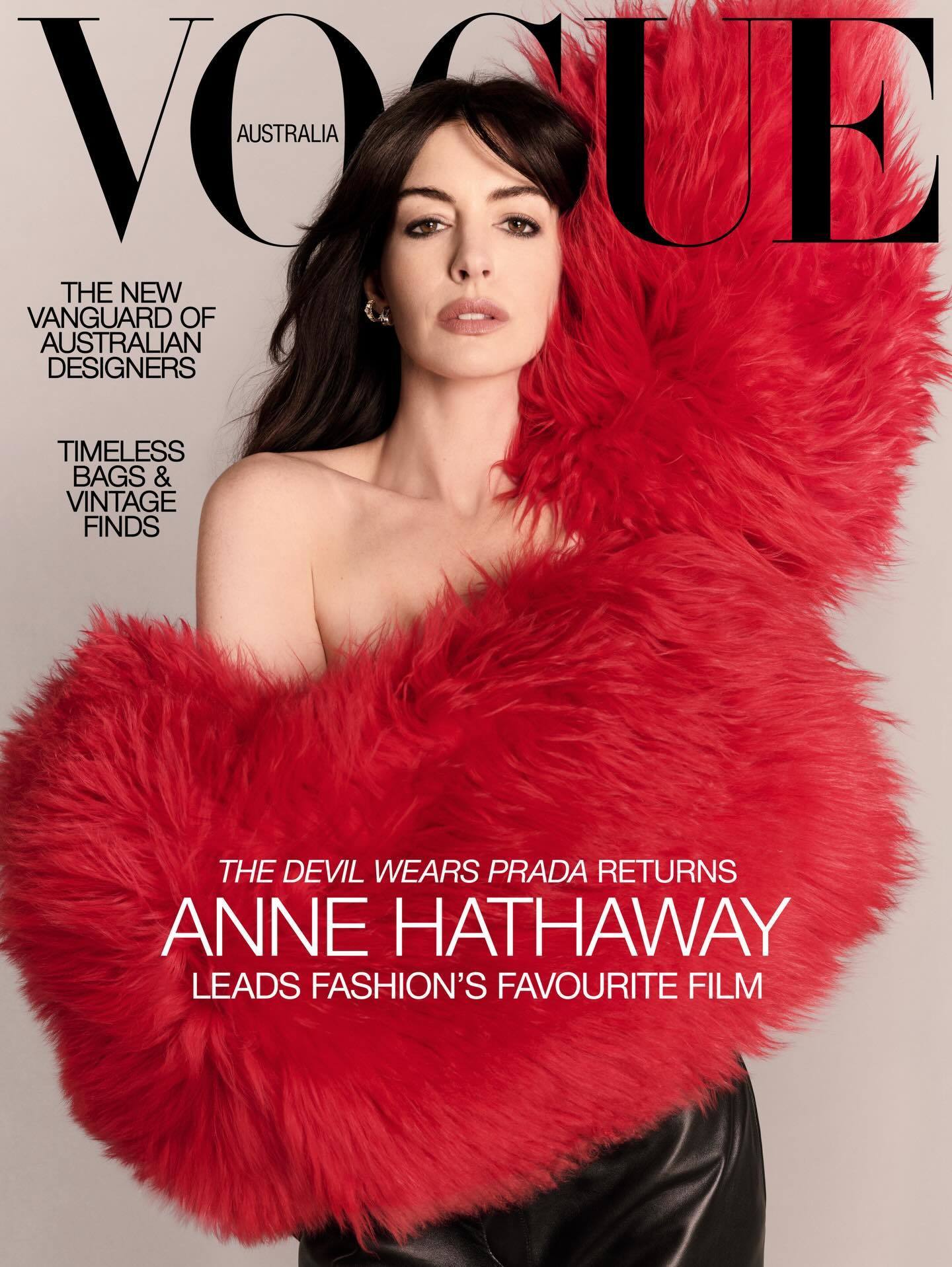 Emily ：Where is my VOGUE ？ 