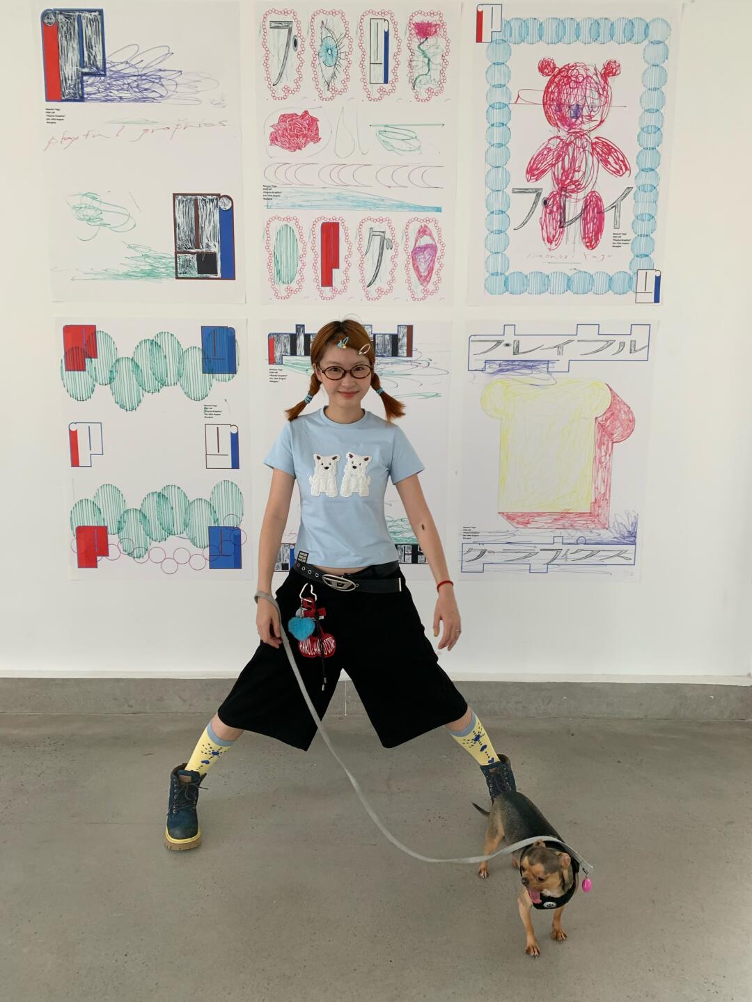 带小狗看展啦🐶